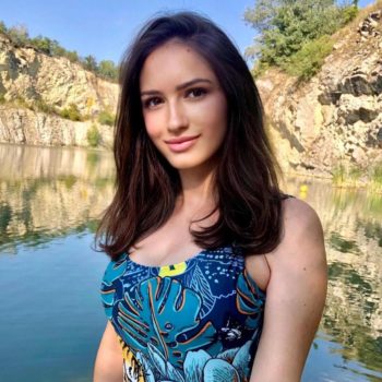 Neila - Samstagern - Zurich | Rencontre Discrète