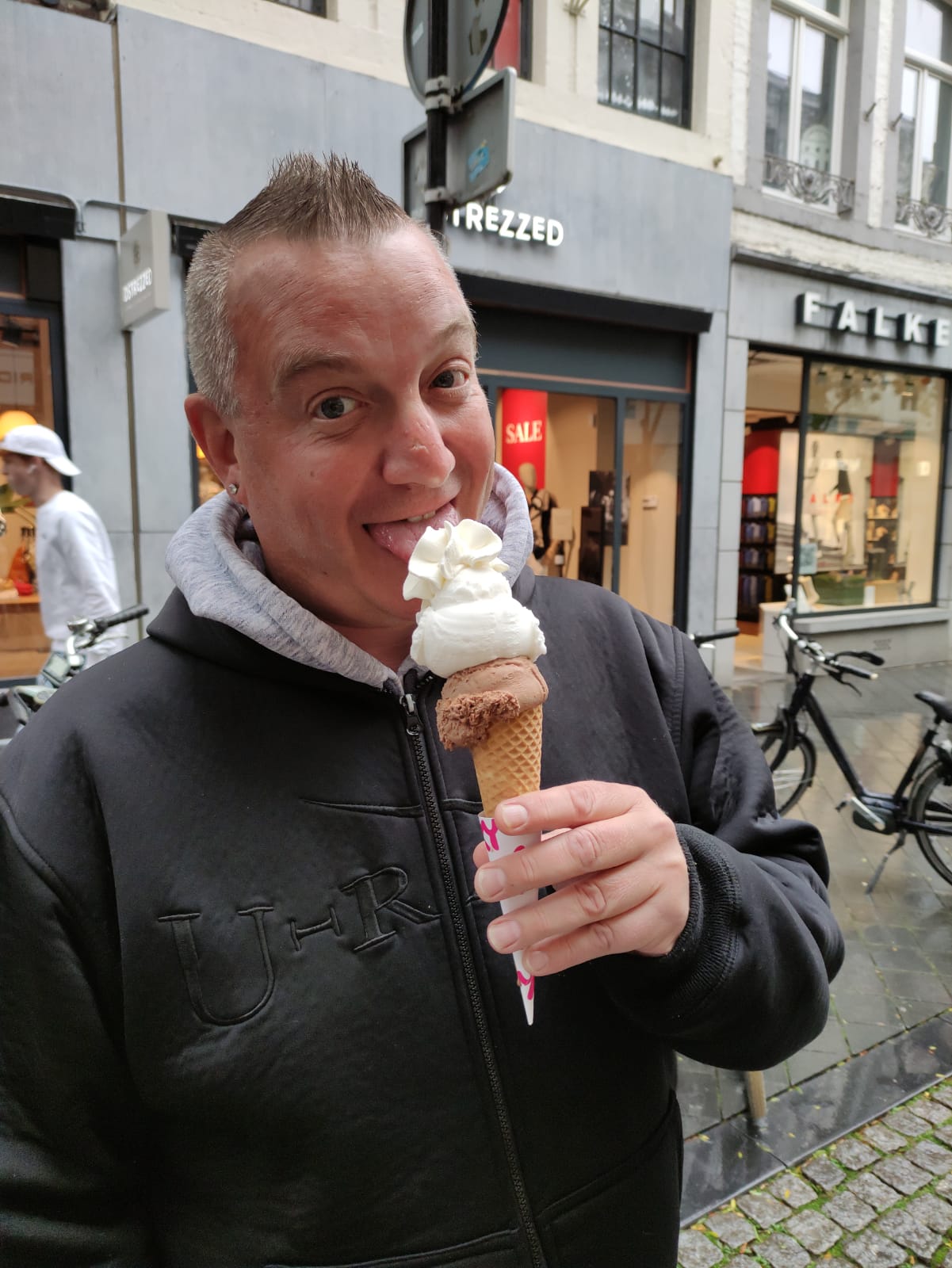 Layann - Gibswil - Zurich | Rencontre Discrète