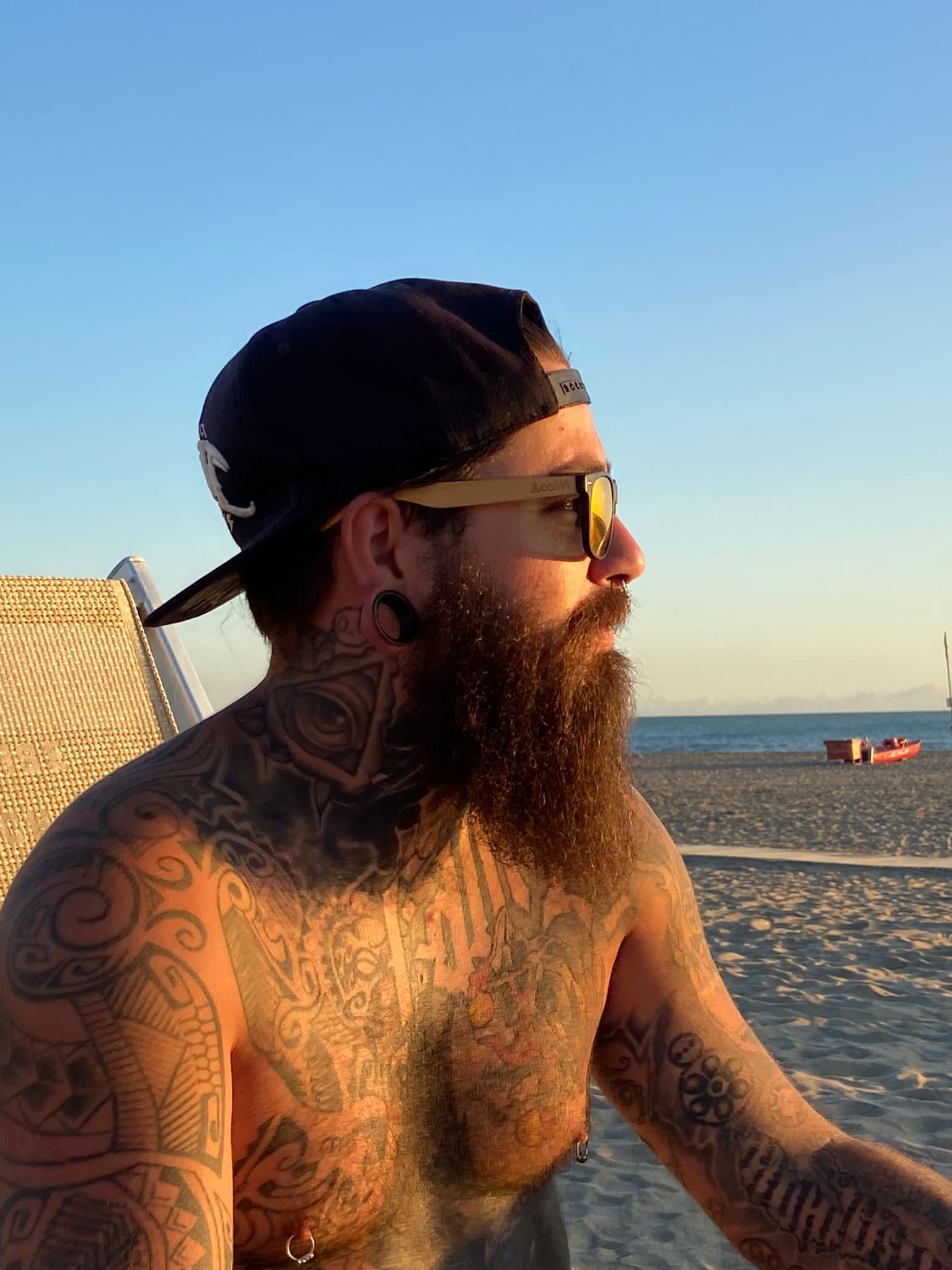 Levin - Froideville - Vaud | Rencontre Discrète