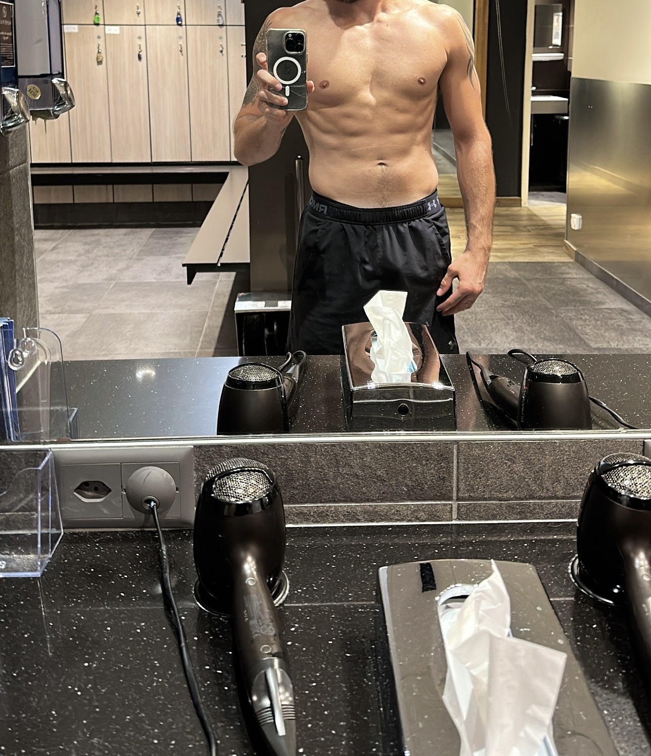 Soupaya - Kastanienbaum - Lucerne | Rencontre Discrète