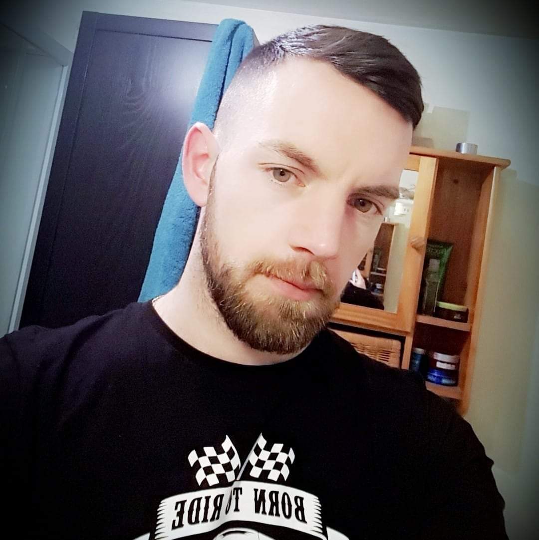 Ayoub - Viano - Grisons | Rencontre Discrète