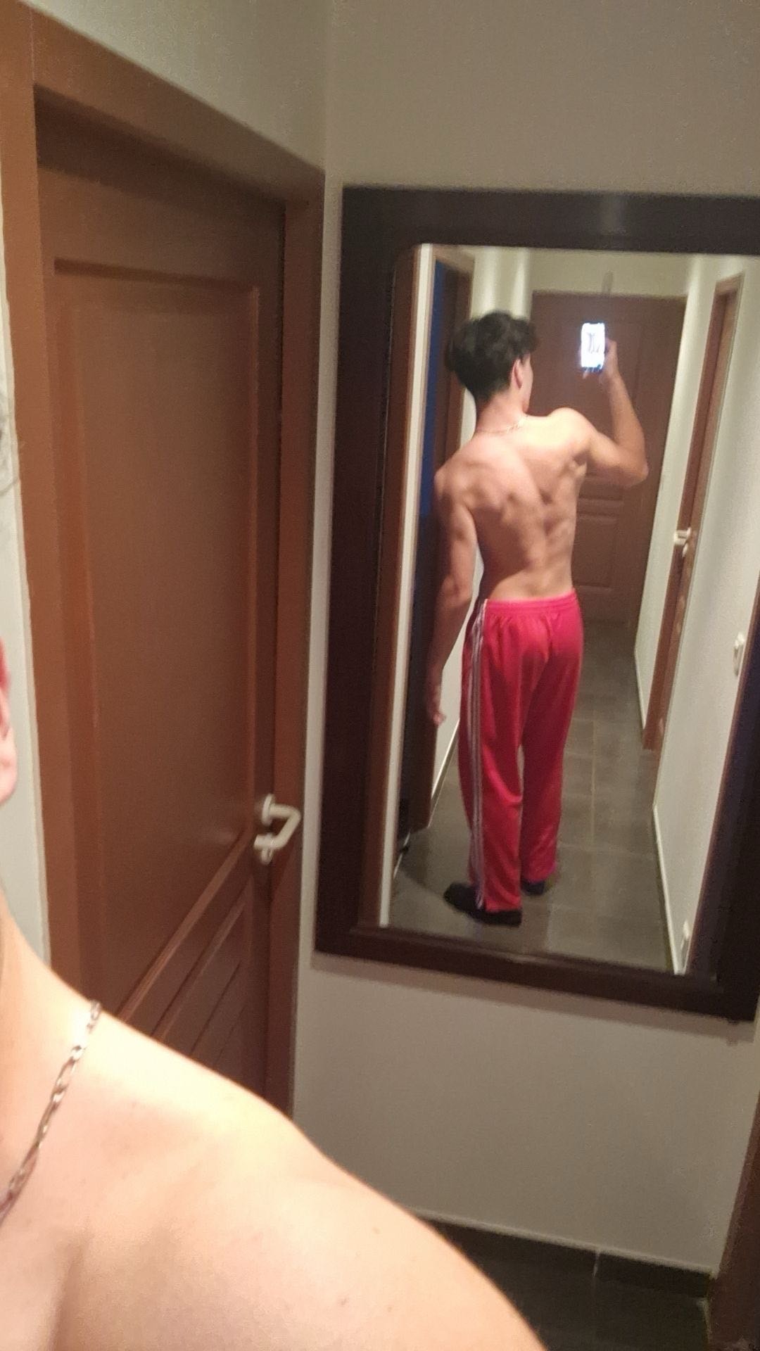 Joakin - Penthaz - Vaud | Rencontre Discrète