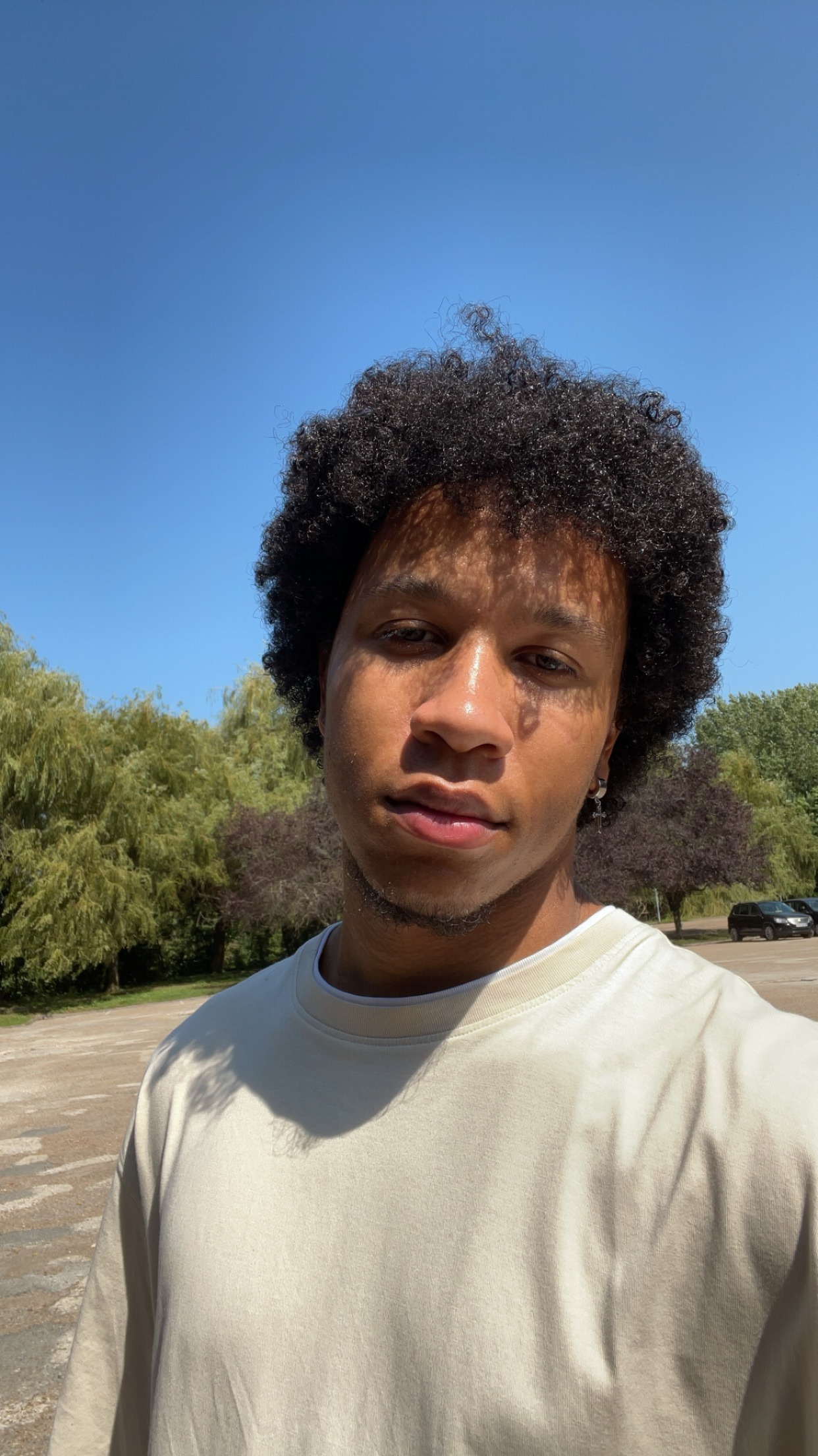 Okba - Pringy - Fribourg | Rencontre Discrète