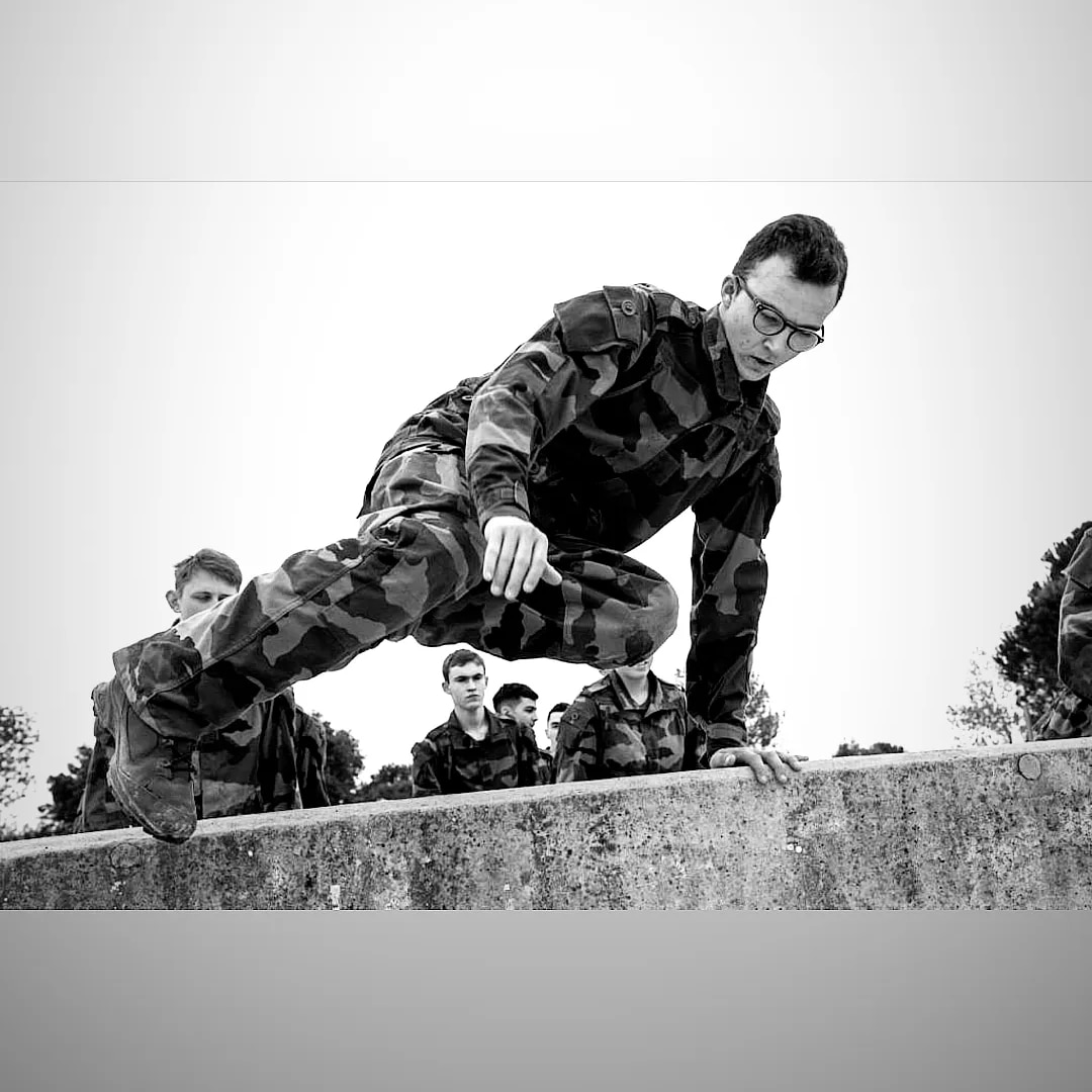 Mensah - Pizy - Vaud | Rencontre Discrète