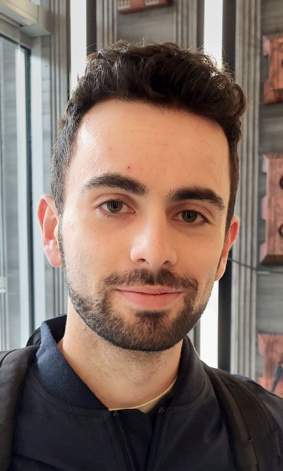 Madhi - Ramsei - Berne | Rencontre Discrète