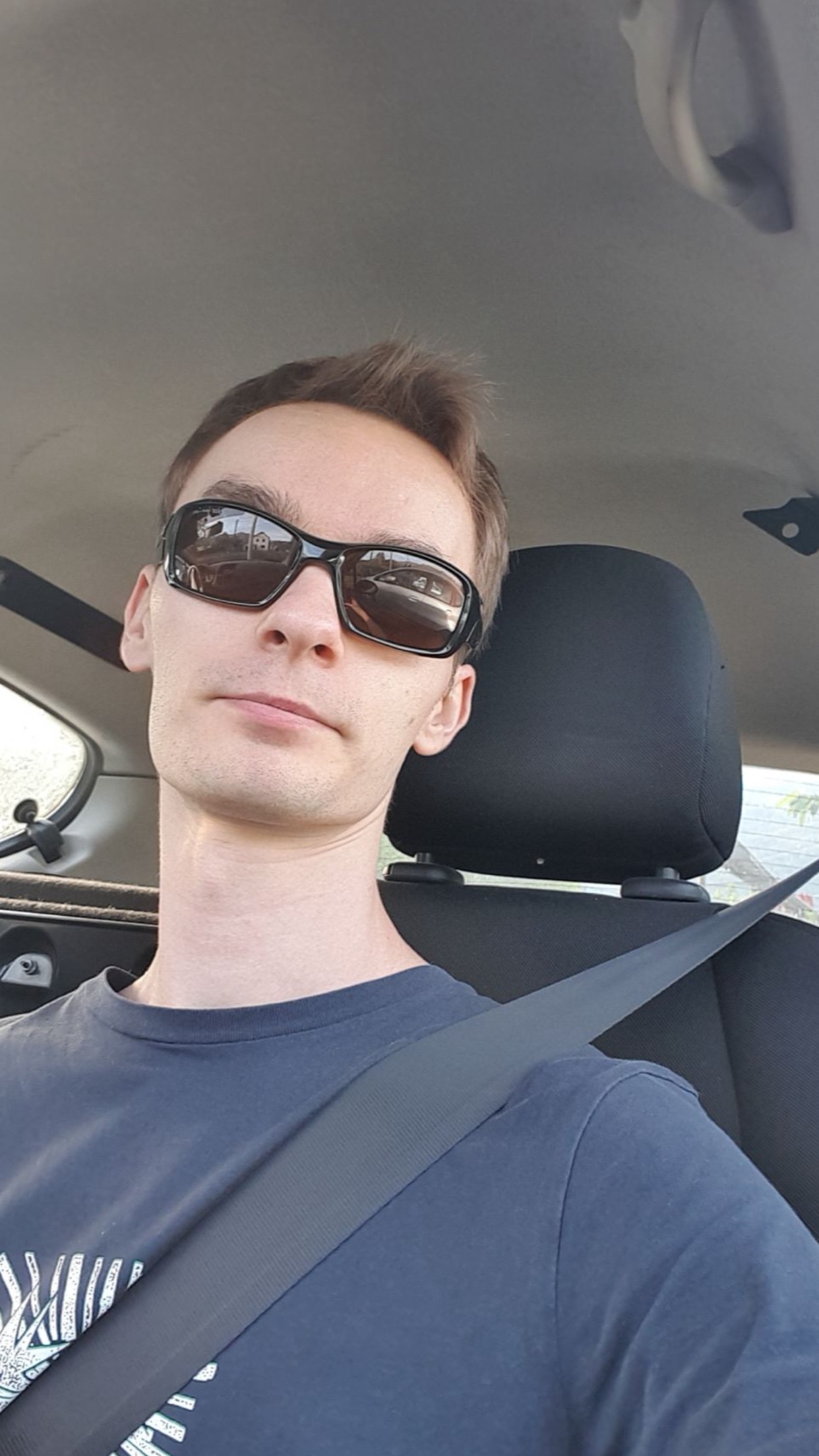 Leevan - Müntschemier - Berne | Rencontre Discrète