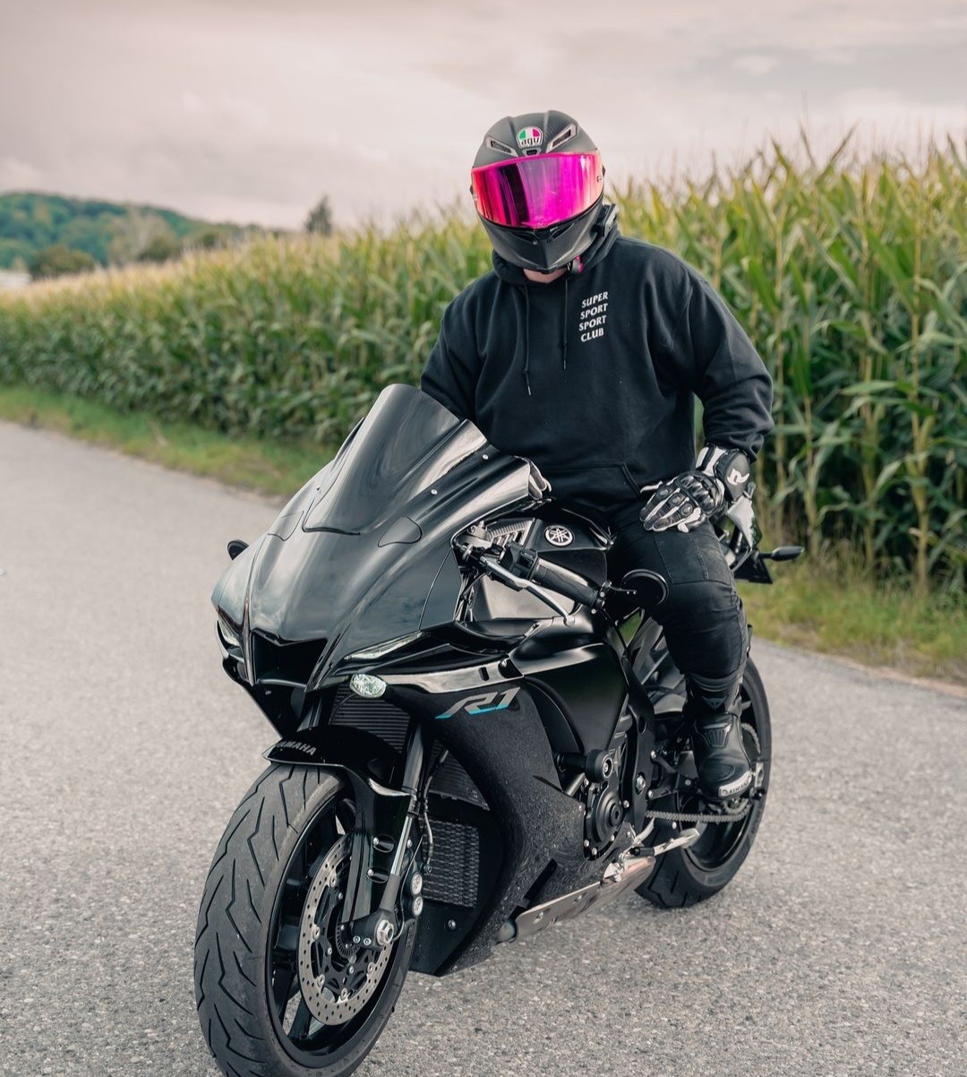 Aleksandre - Aarburg - Soleure | Rencontre Discrète