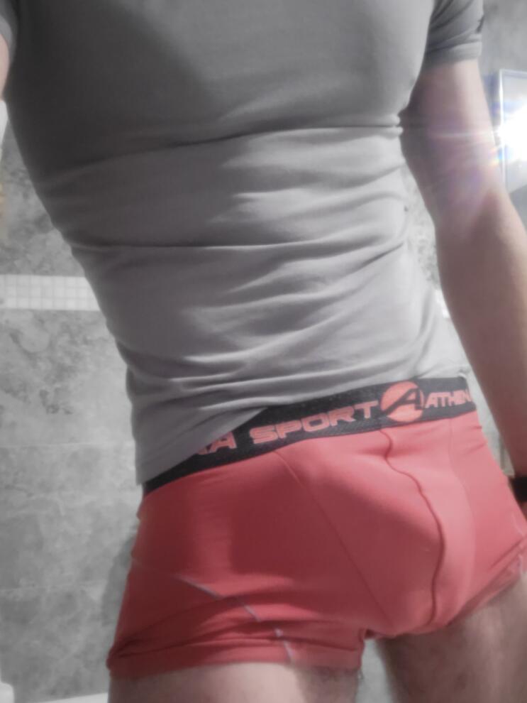 Selahattin - Vezio - Tessin | Rencontre Discrète